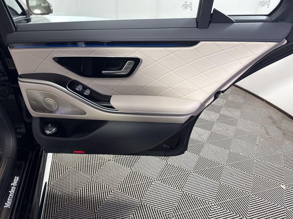 used 2022 Mercedes-Benz S-Class car, priced at $69,989