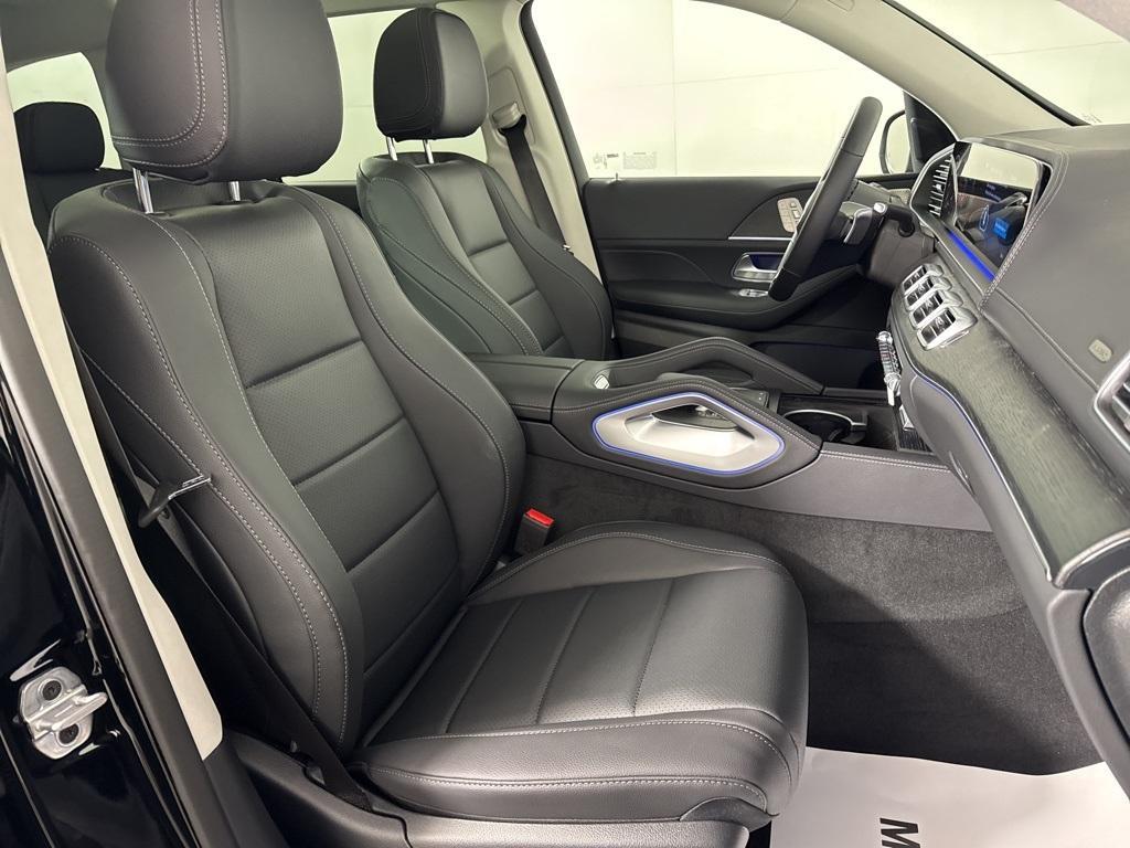 new 2026 Mercedes-Benz GLS 450 car, priced at $93,600