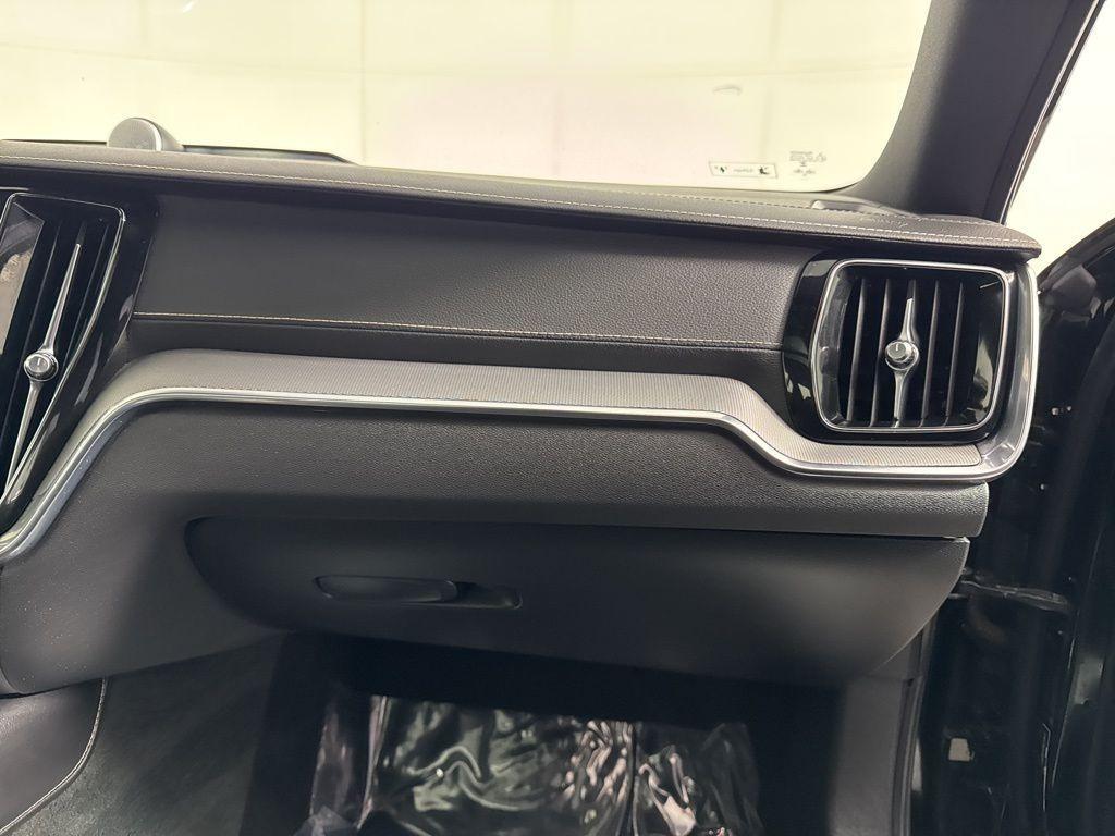 used 2021 Volvo S60 Recharge Plug-In Hybrid car, priced at $21,339