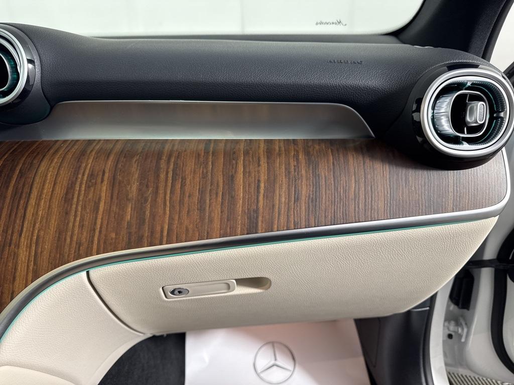 used 2025 Mercedes-Benz GLC 300 car, priced at $48,659