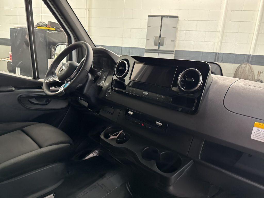 new 2026 Mercedes-Benz Sprinter 2500 car, priced at $79,696