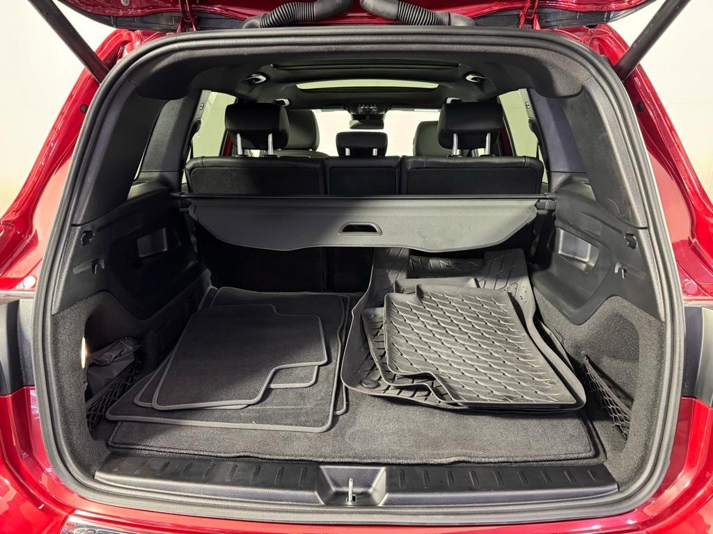 used 2025 Mercedes-Benz GLB 250 car, priced at $42,432