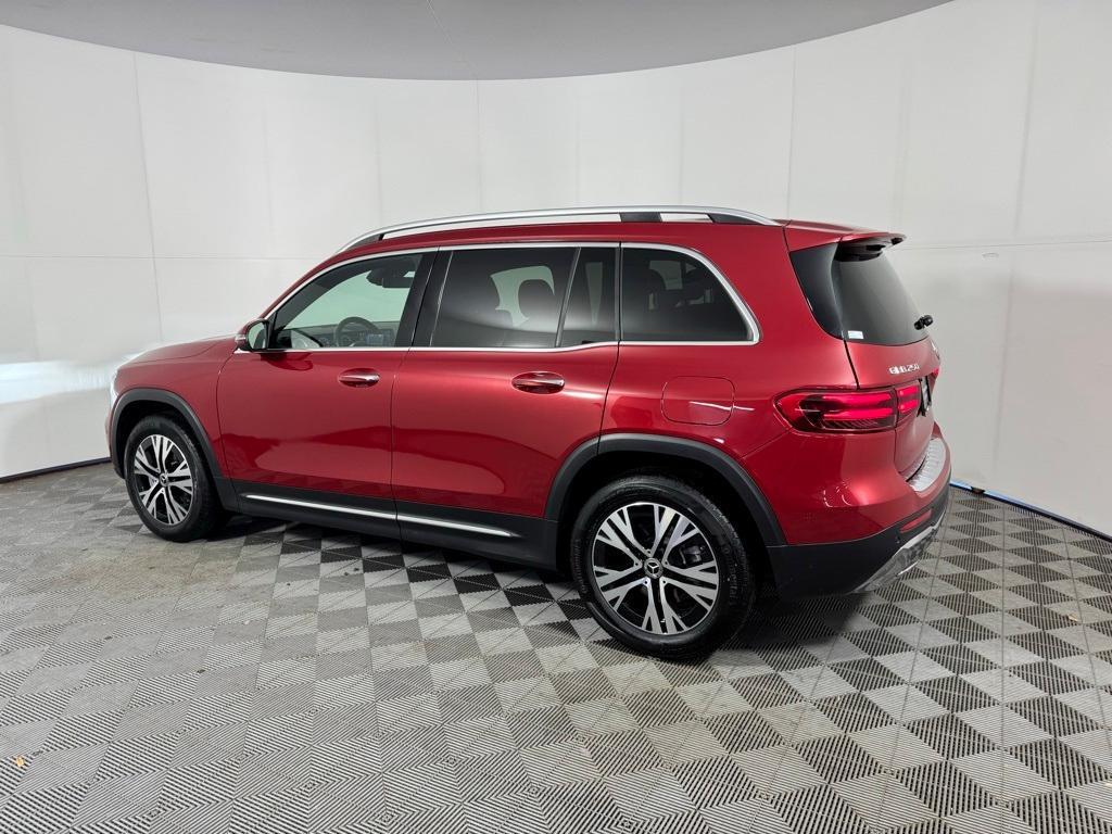 used 2025 Mercedes-Benz GLB 250 car, priced at $42,432