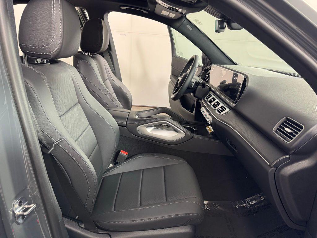 new 2026 Mercedes-Benz GLE 450 car, priced at $79,100