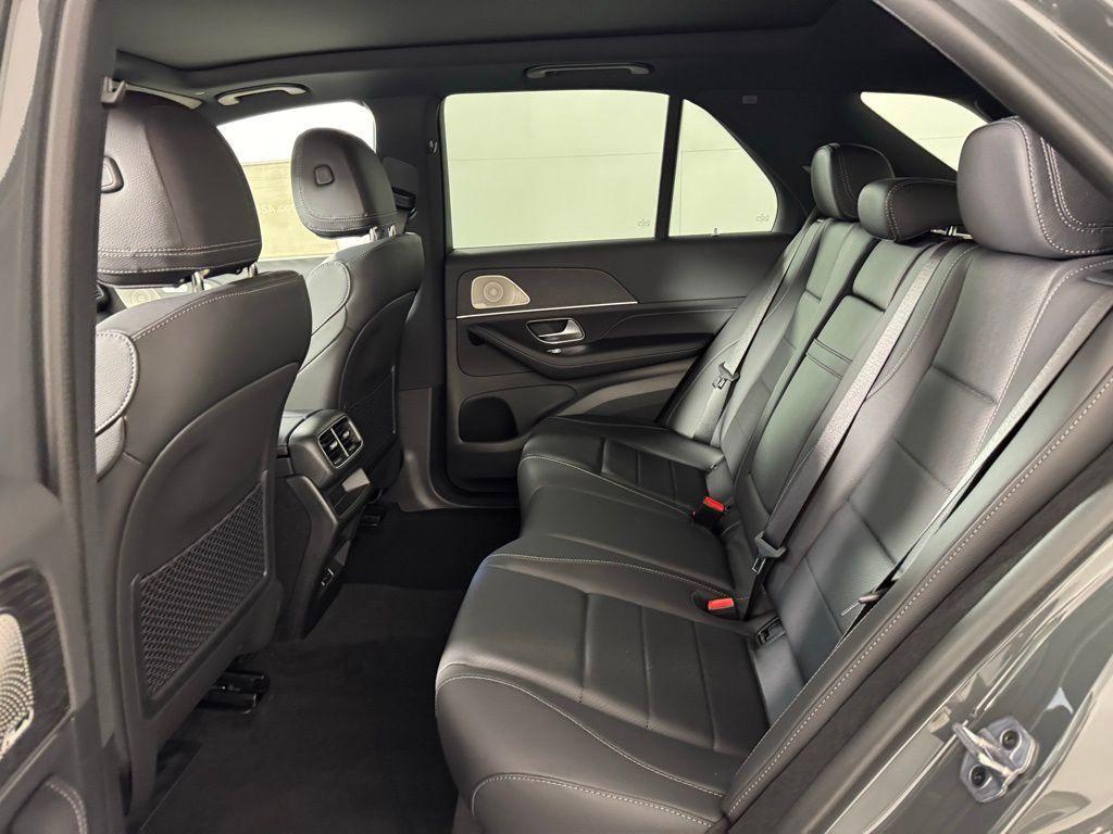 new 2026 Mercedes-Benz GLE 450 car, priced at $79,100