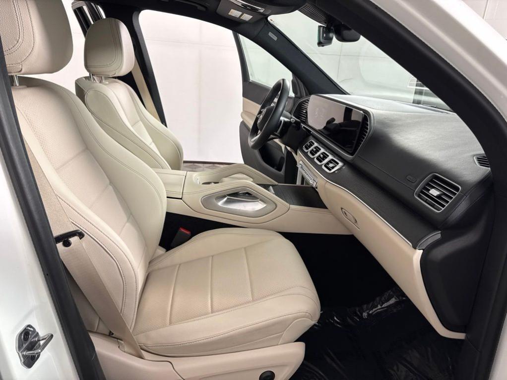 used 2025 Mercedes-Benz GLS 450 car, priced at $81,605