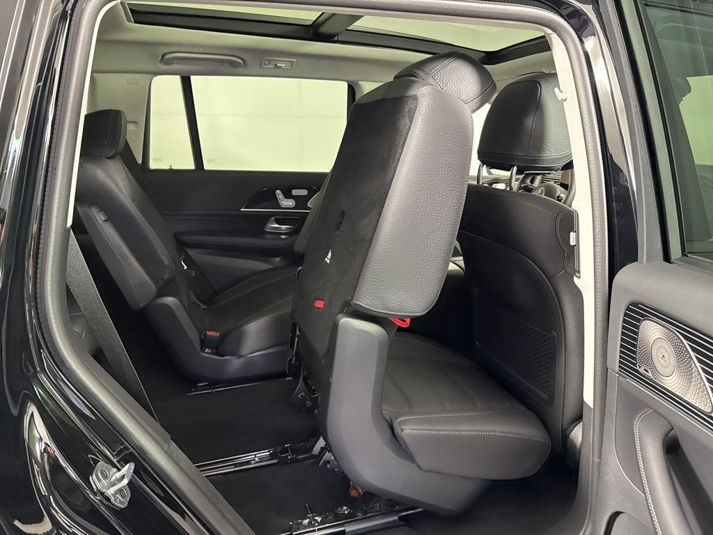 new 2026 Mercedes-Benz GLS 580 car, priced at $125,490