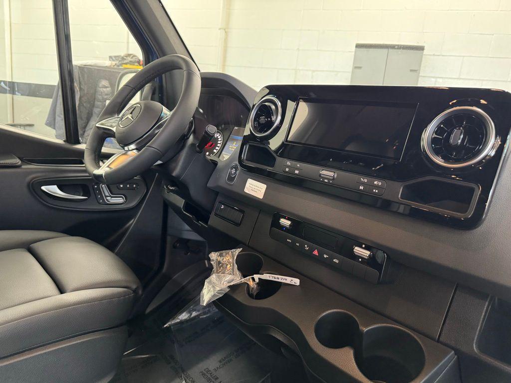 new 2026 Mercedes-Benz Sprinter 2500 car, priced at $84,788