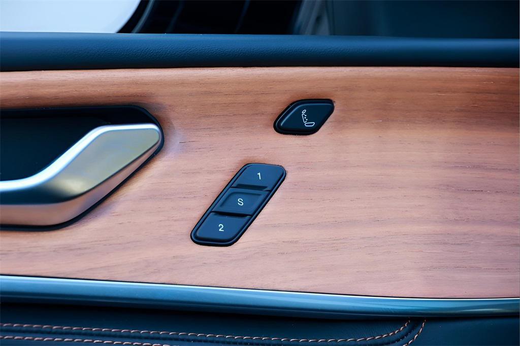 used 2023 Jeep Grand Cherokee L car, priced at $42,909