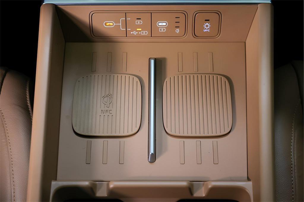 used 2024 Hyundai Santa Fe car, priced at $36,299