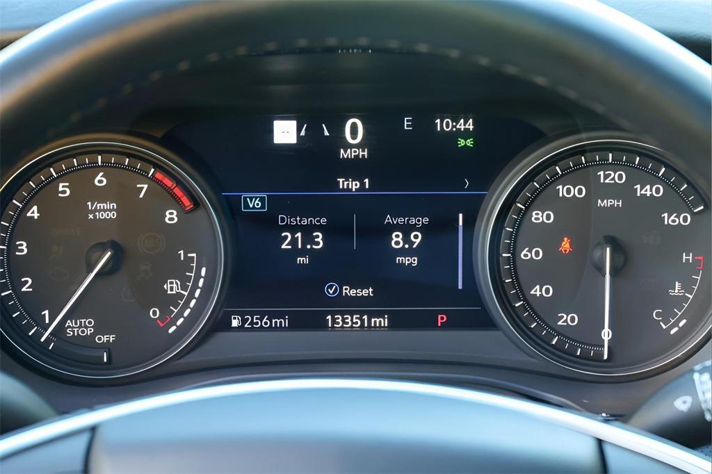 used 2024 Cadillac XT5 car, priced at $40,752