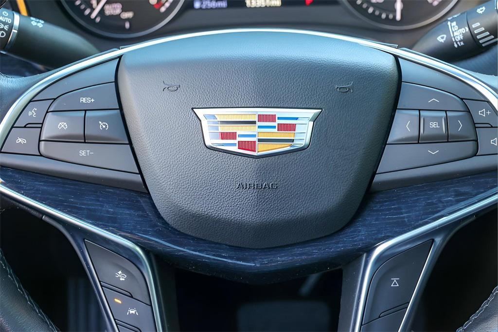 used 2024 Cadillac XT5 car, priced at $40,752