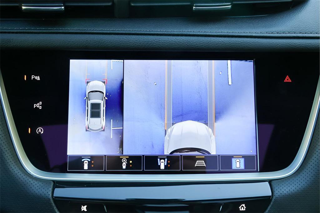 used 2024 Cadillac XT5 car, priced at $40,752