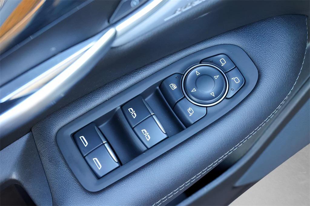 used 2024 Cadillac XT5 car, priced at $40,752