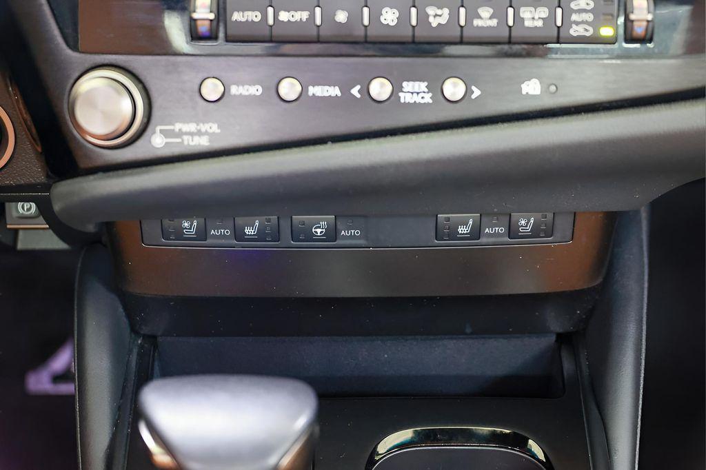 used 2024 Lexus ES 350 car, priced at $45,368