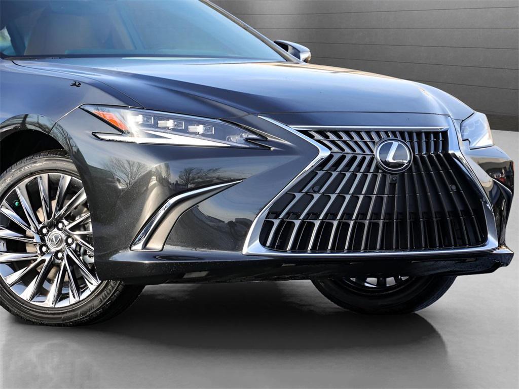 new 2025 Lexus ES 350 car, priced at $56,035