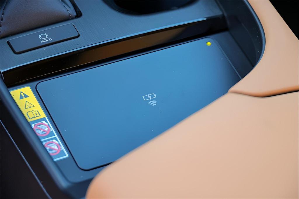 new 2025 Lexus ES 350 car, priced at $56,035