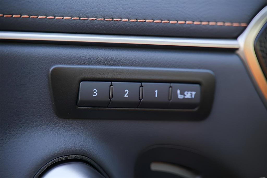 new 2025 Lexus ES 350 car, priced at $56,035