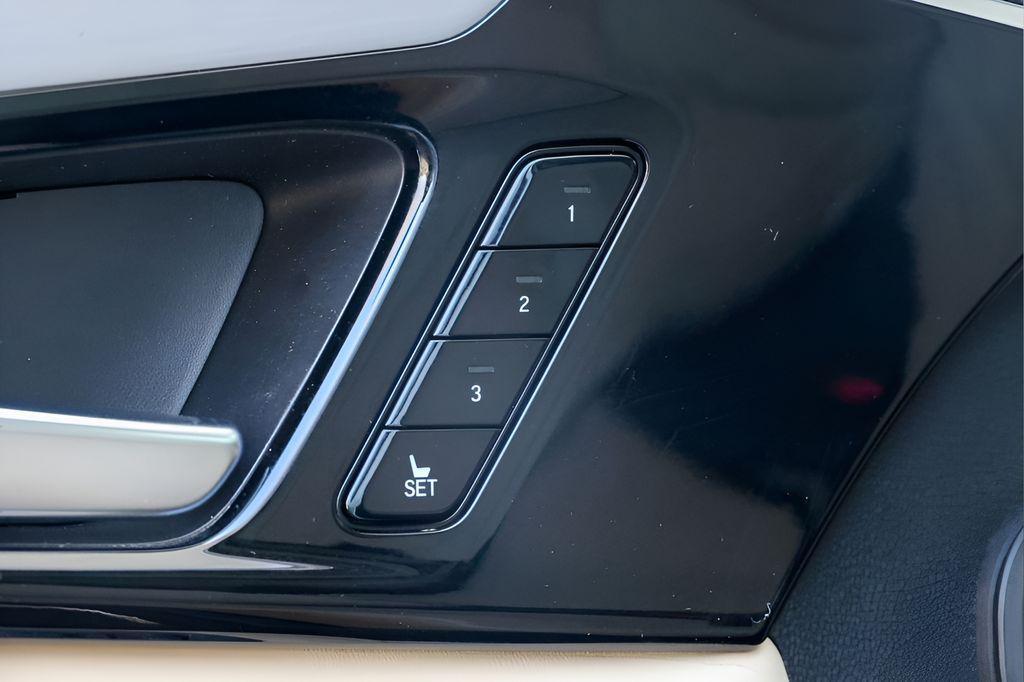 used 2022 Acura MDX car, priced at $33,611