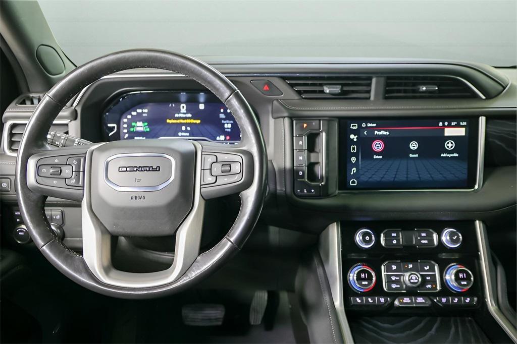 used 2022 GMC Yukon XL car, priced at $52,880