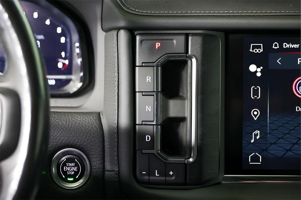 used 2022 GMC Yukon XL car, priced at $52,880