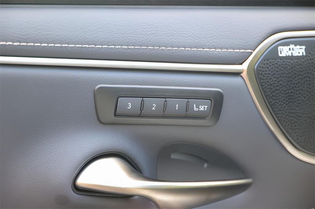 new 2025 Lexus ES 350 car, priced at $56,549