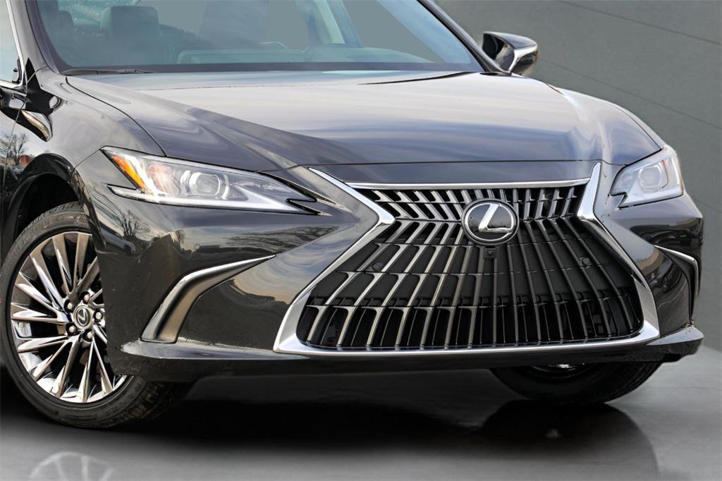 new 2025 Lexus ES 350 car, priced at $54,324