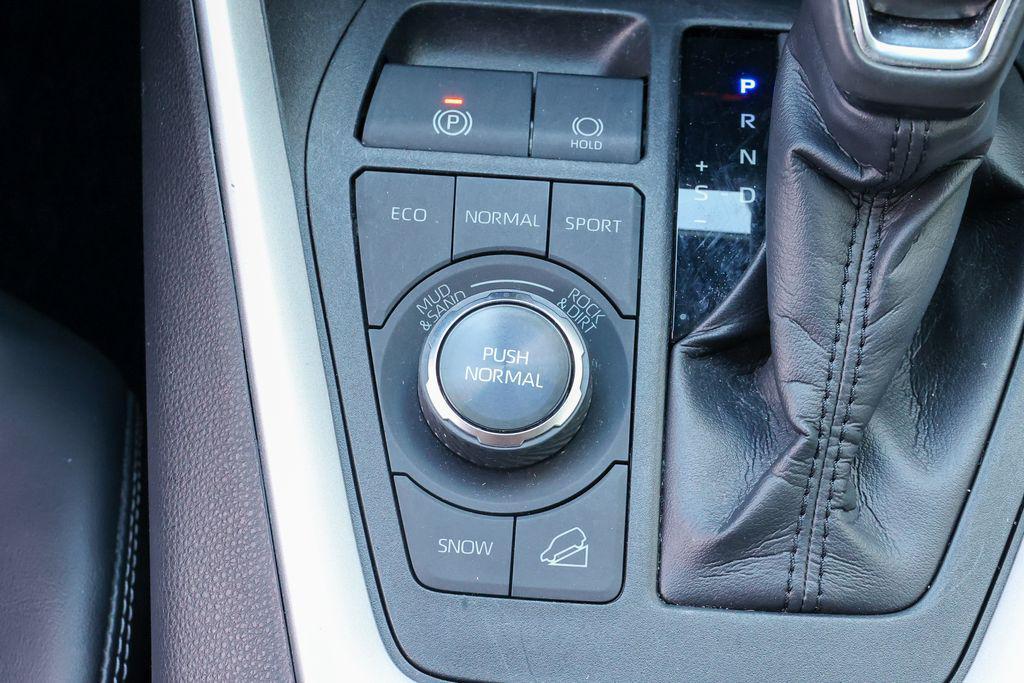 used 2020 Toyota RAV4 car, priced at $27,895