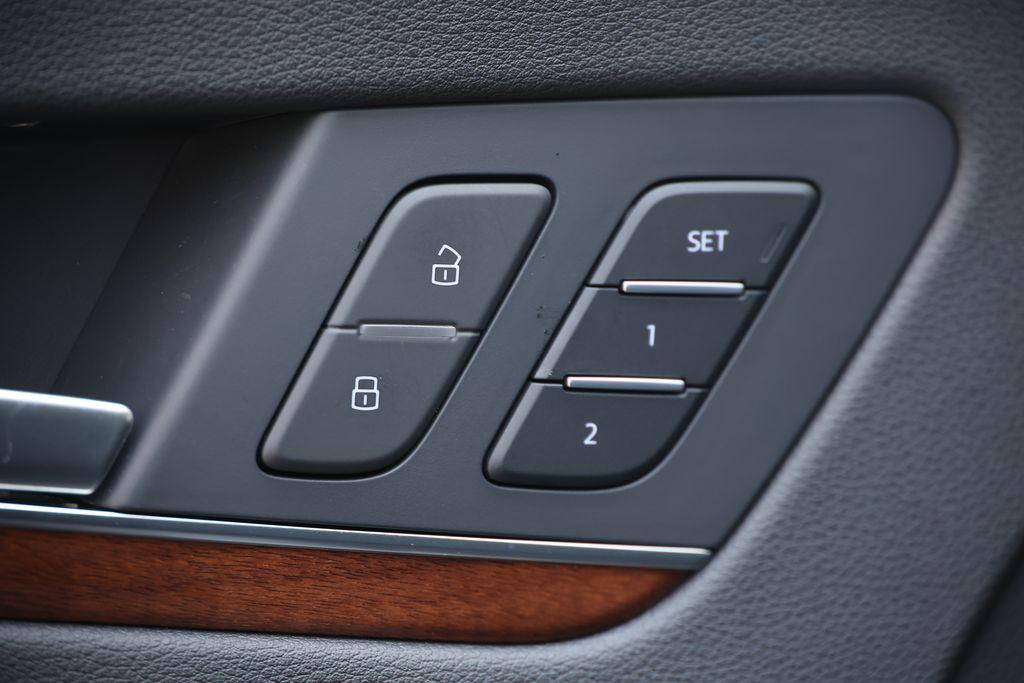 used 2022 Audi Q5 car, priced at $32,156