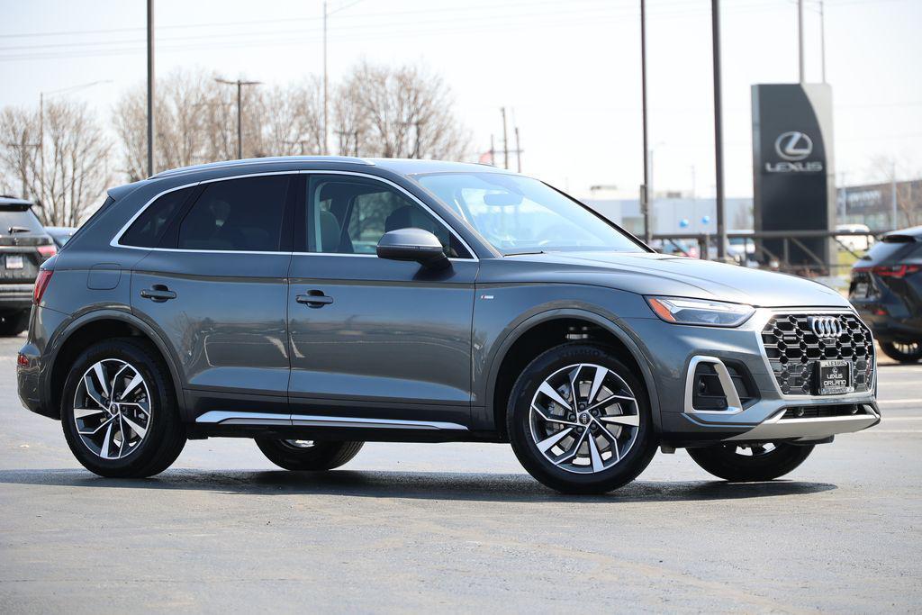 used 2022 Audi Q5 car, priced at $32,156