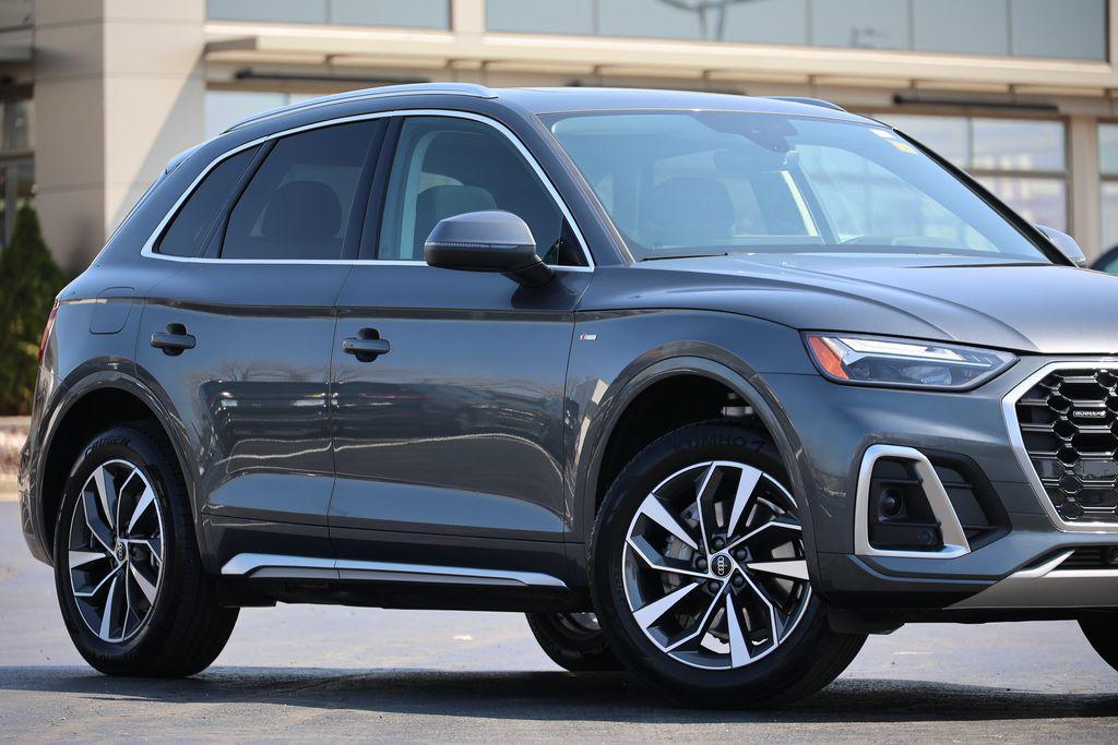 used 2022 Audi Q5 car, priced at $32,156