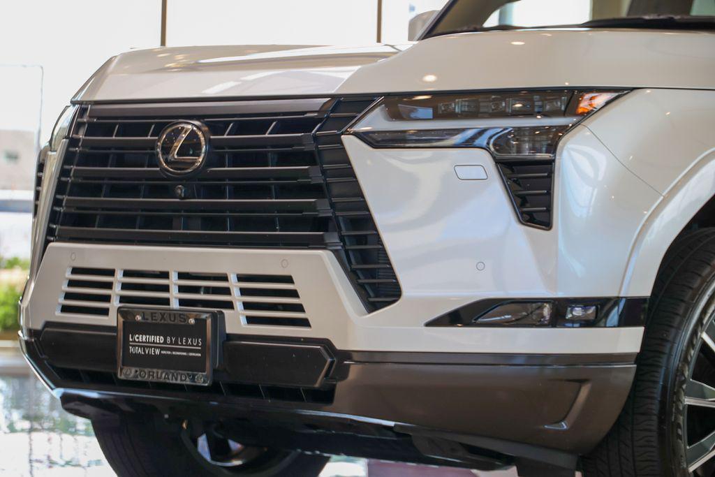 used 2025 Lexus GX 550 car, priced at $87,207