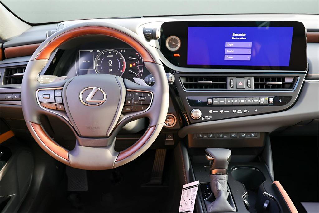 new 2025 Lexus ES 350 car, priced at $56,134