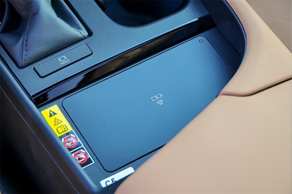 new 2025 Lexus ES 350 car, priced at $56,134