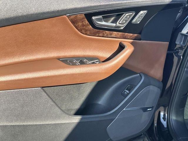 used 2018 Audi Q7 car, priced at $15,500