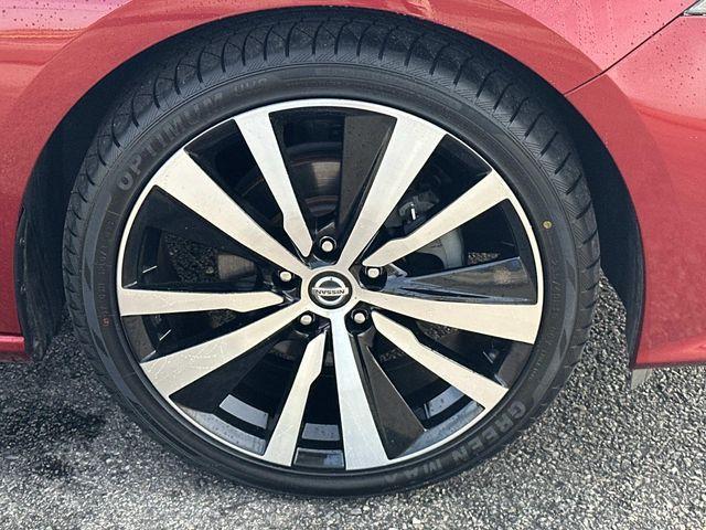 used 2019 Nissan Altima car, priced at $18,500