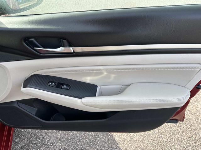 used 2019 Nissan Altima car, priced at $18,500