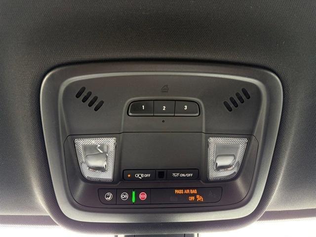 used 2023 Chevrolet Traverse car, priced at $38,650