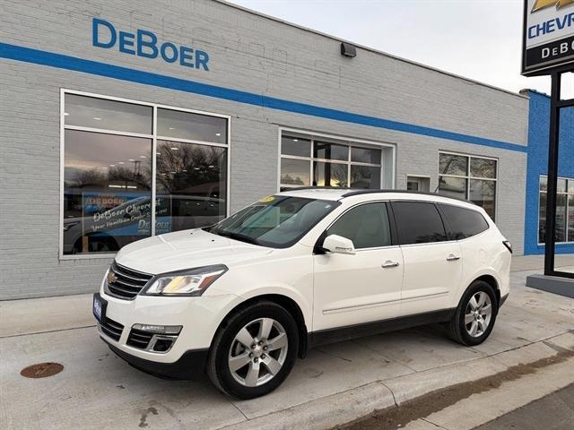 used 2015 Chevrolet Traverse car, priced at $9,785