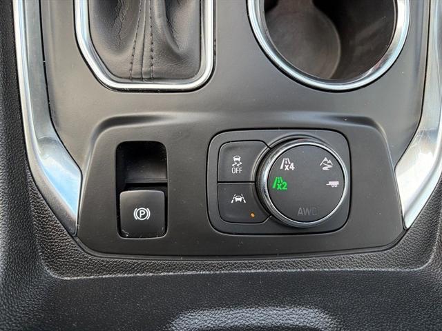 used 2021 Chevrolet Traverse car, priced at $32,985