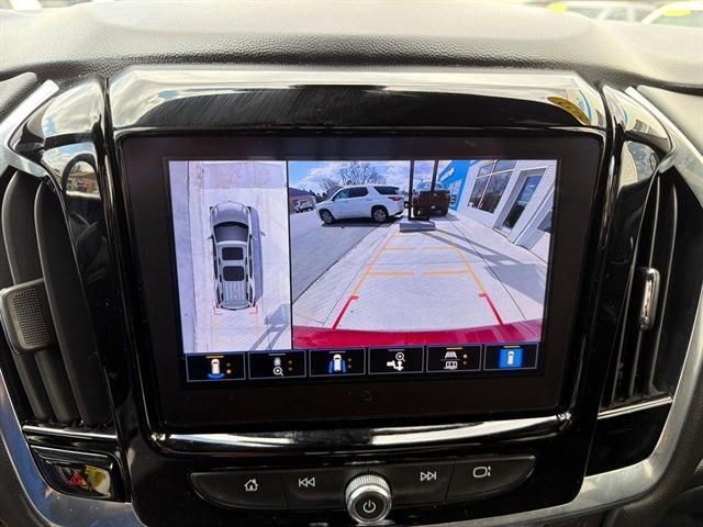 used 2022 Chevrolet Traverse car, priced at $31,495