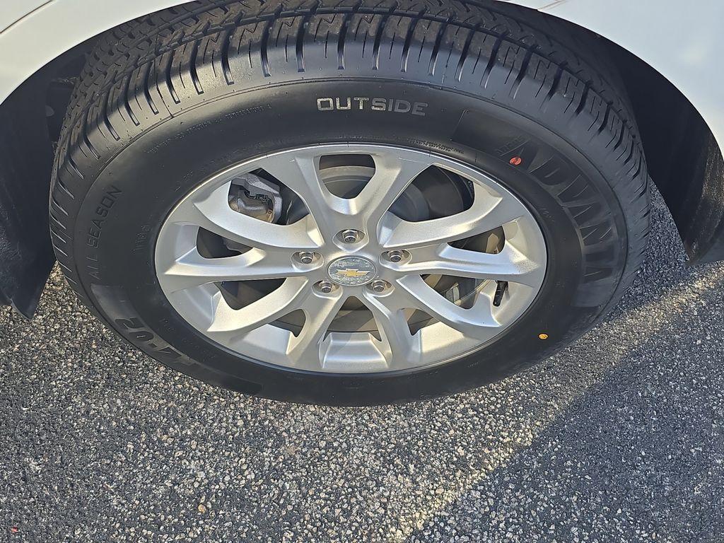 used 2021 Chevrolet Equinox car, priced at $14,990