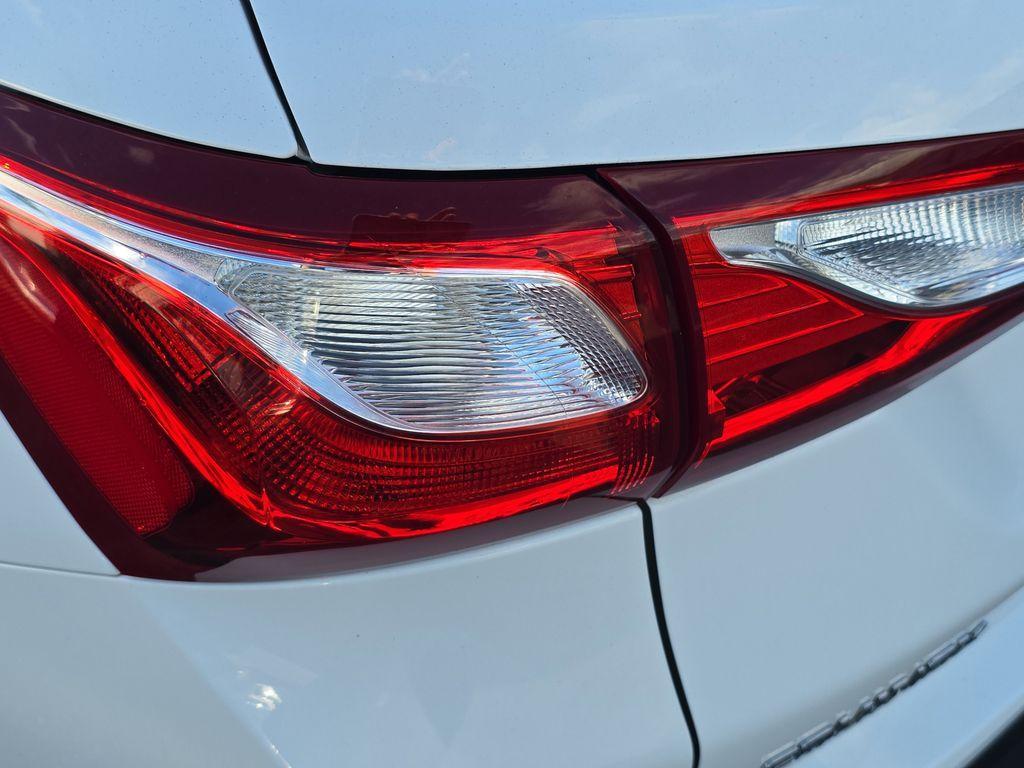 used 2021 Chevrolet Equinox car, priced at $14,990