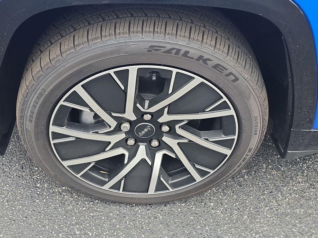 used 2025 Jeep Wagoneer S car, priced at $35,990