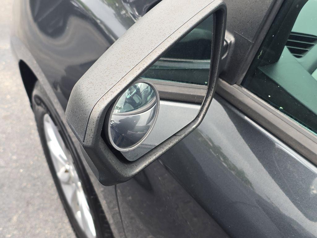 used 2020 Chevrolet Equinox car, priced at $11,990