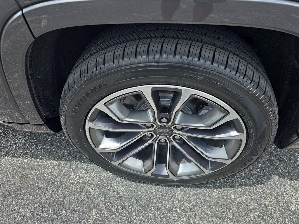 used 2023 Jeep Grand Wagoneer car, priced at $58,990