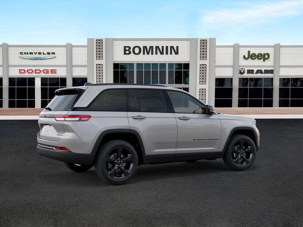 new 2025 Jeep Grand Cherokee car, priced at $34,590