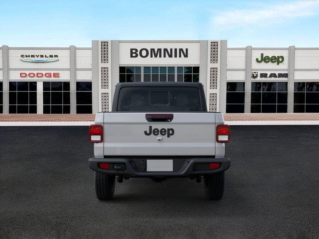 new 2026 Jeep Gladiator car, priced at $34,395