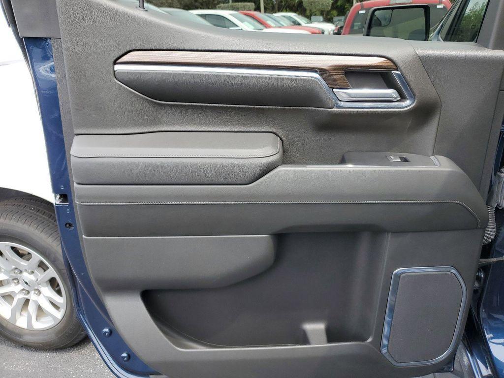 used 2022 Chevrolet Silverado 1500 car, priced at $42,490