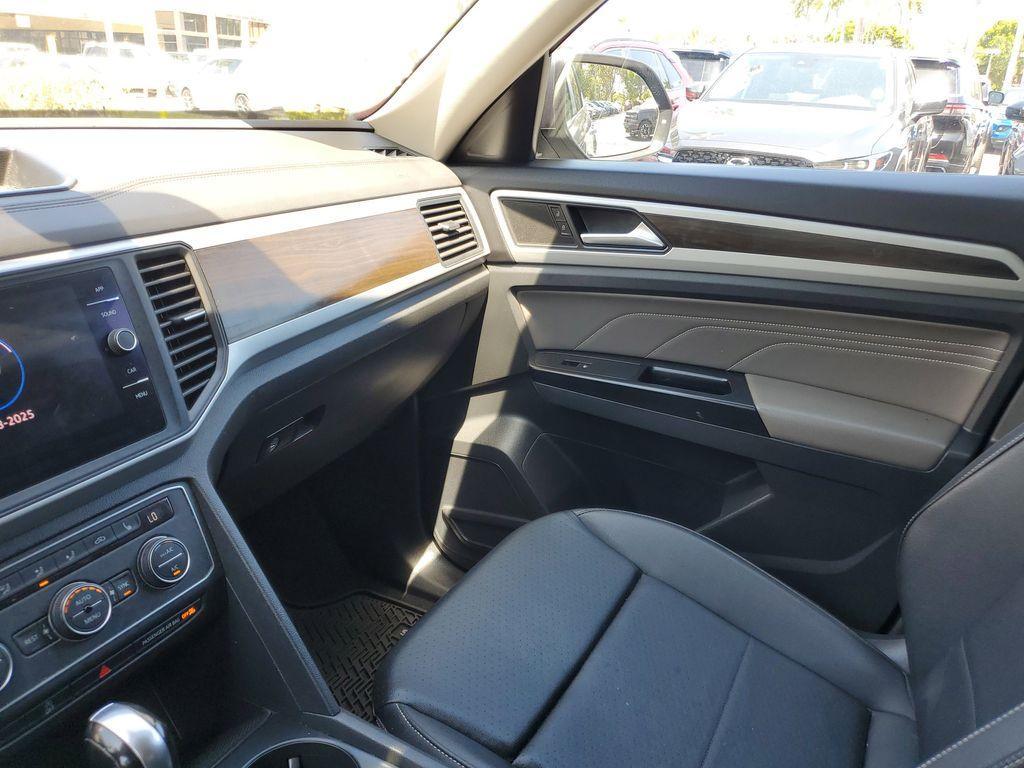 used 2021 Volkswagen Atlas car, priced at $18,490